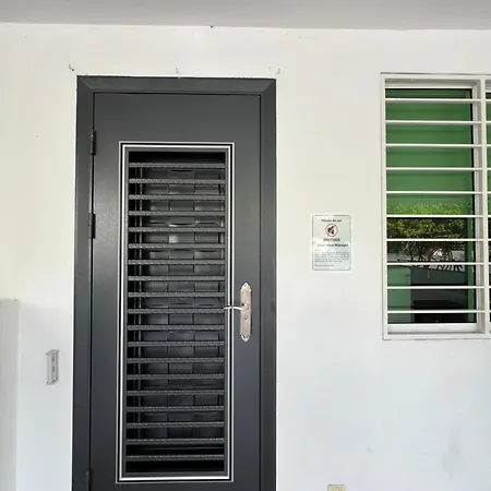 Lake-View House With Natural Vibes Puchong Exterior photo