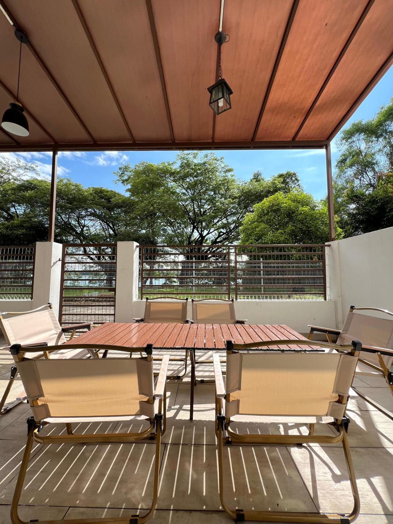 Holiday home Lake-view House With Natural Vibes Puchong
